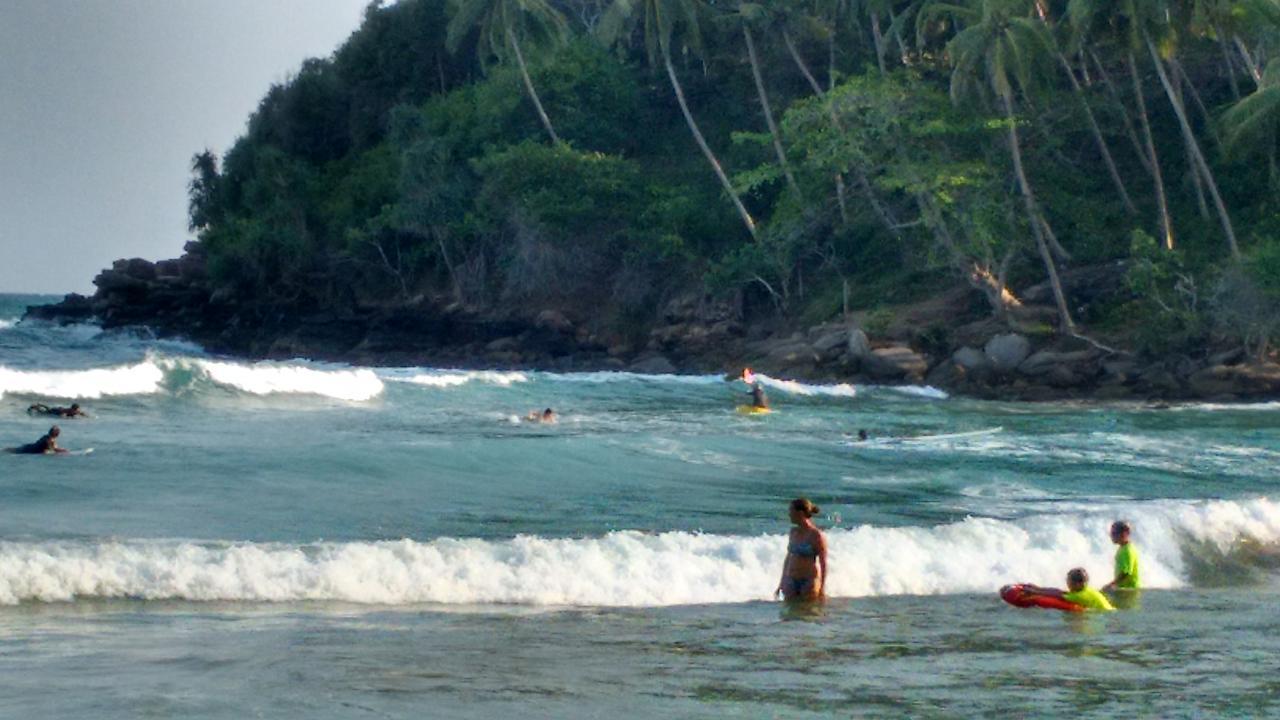 Blue Beach Paradise Dickwella Exterior photo