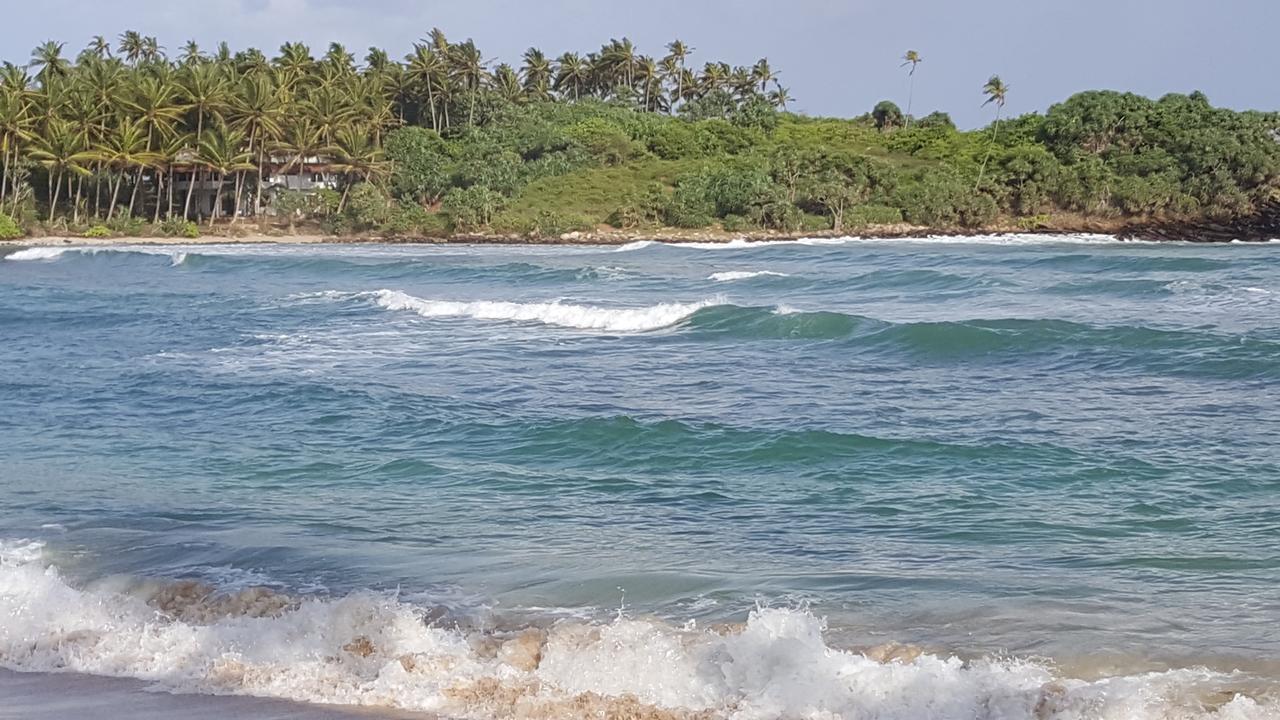 Blue Beach Paradise Dickwella Exterior photo